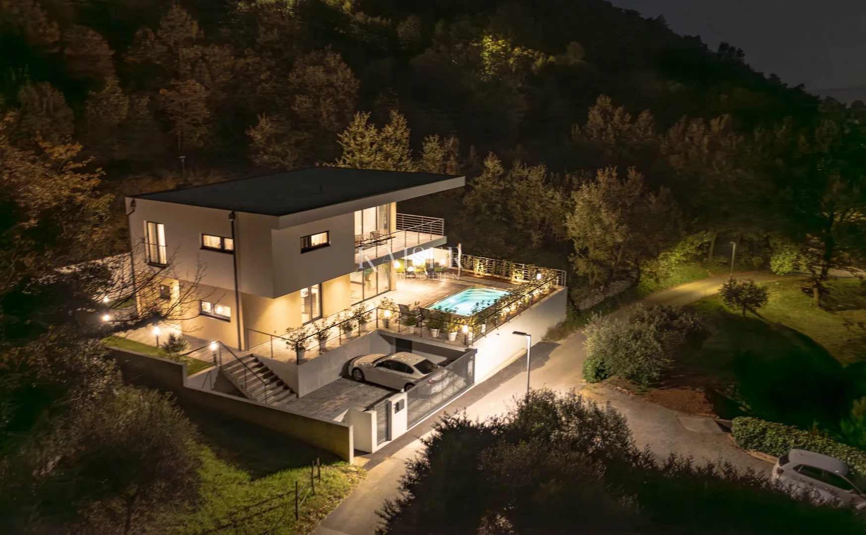 Opatija, Mošćenička Draga – Potpuno nova luksuzna vila s bazenom 800 m od mora - cover