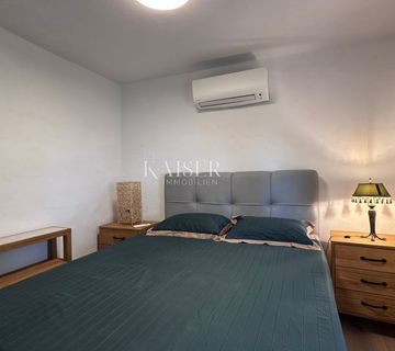 Otok Krk, Omišalj - kuća u nizu s pogledom na more, 54 m2 - cover
