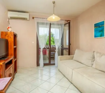 Otok Krk, Malinska, stan s pogledom na more - cover