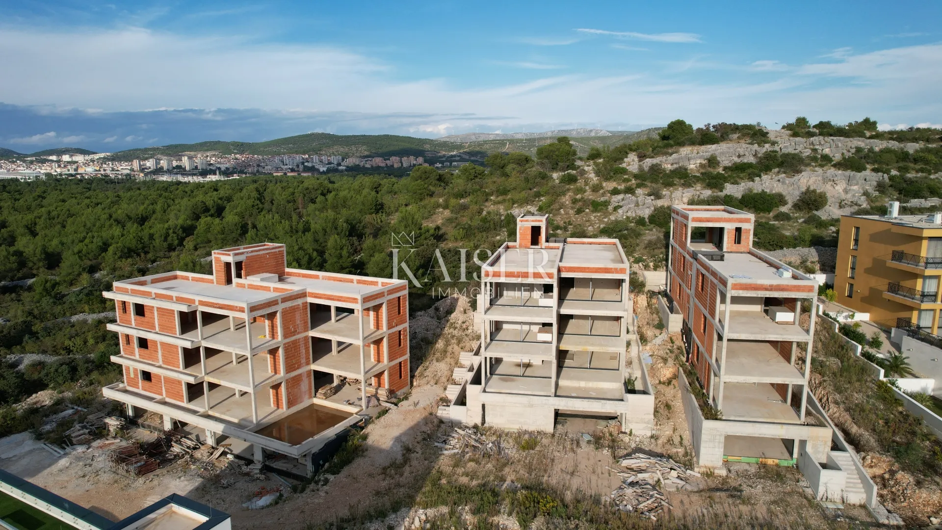 Iznimna investicijska prilika – Luksuzni rezidencijalni portfelj u Mandalini, Šibenik - cover