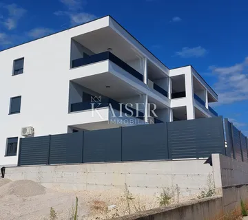 Istra, Novigrad - dvosoban stan sa dnevnim boravkom, 68m2, prvi kat - cover