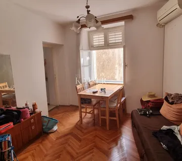 Crikvenica, Selce - kuća u centru grada 50m od mora - cover