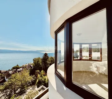 Opatija – Komforan stan 2S+DB s fantastičnim pogledom