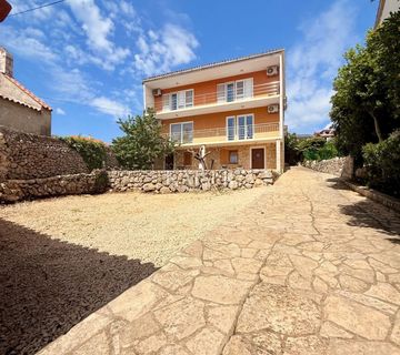 Otok Cres, Cres - samostojeća kuća 288m2, 50m od mora sa prekrasnim pogledom - cover