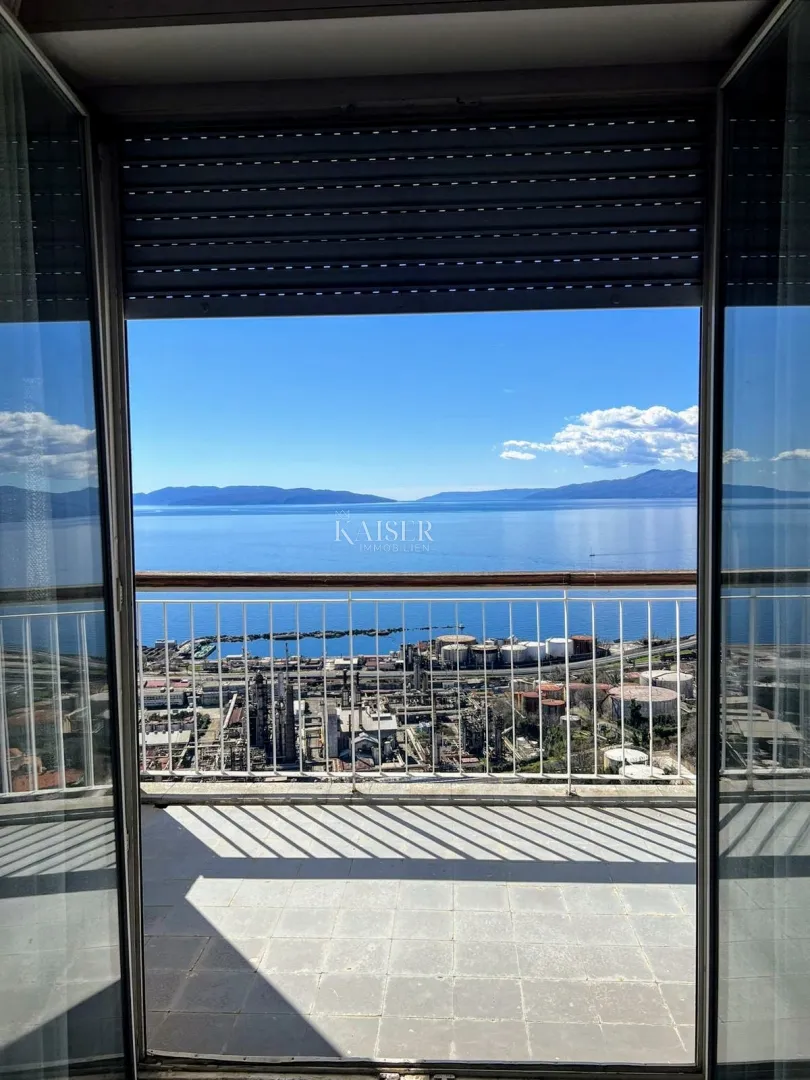 Rijeka, Turnić 2S+DB s panoramskim pogledom na more - cover