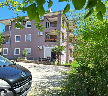 Kastav, 3S+DB s parkingom i tri terase - cover