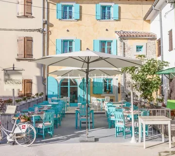 Istra, Fažana- Heritage hotel 234m2 samo 100m od mora - cover