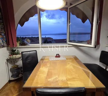 Crikvenica, Selce - stan 3S+DB sa parkingom u blizini mora - cover