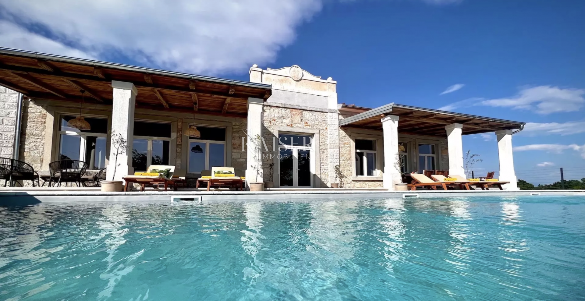 Istra - Poreč, luksuzna stoljetna vila sa bazenom - cover