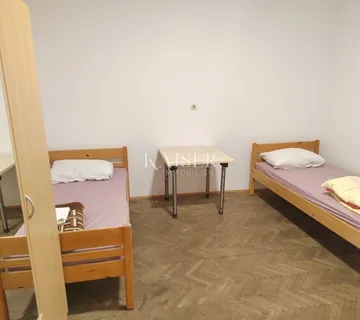 Novi Vinodolski - najam, stan za 6 radnika