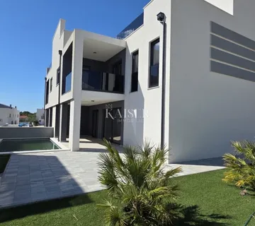 Zadar, Vrsi- Vila 180 m2 sa bazenom i pogledom na more - cover