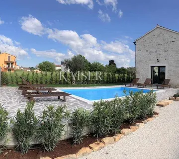 Istra - Poreč, kamena vila sa bazenom