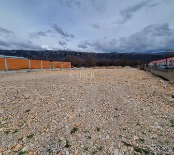 Novi Vinodolski - građevinsko zemljište, 2106 m2 - cover