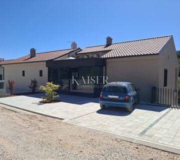 Mali Lošinj, uvala Artatore, predivan stan 97 m2 - novogradnja  - cover