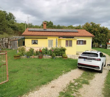 Istra, Rabac - kuće 235 m2 na imanju od 9.560 m2 - cover