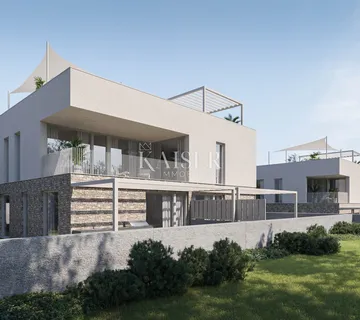 Istra, Novigrad, okolica - stan 110m2; okućnica 275m2; 300m od mora - cover