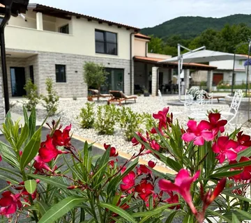 Opatija - mediteranska villa, pogled na more, 328m2 - cover