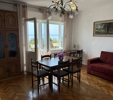 Ičići - 2sobni stan u obiteljskoj kući 250 m od mora za najam - cover