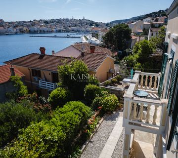 Otok Lošinj, Mali Lošinj - predivna villa u staroj jezgri - cover