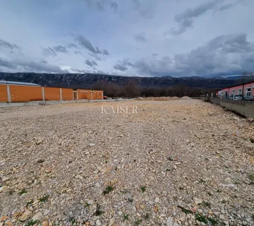 Novi Vinodolski - građevinsko zemljište, 2106 m2 - cover