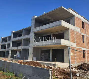 Umag,Istra, kuće u nizu u novogradnji, pogled na more - Savudrija, Umag