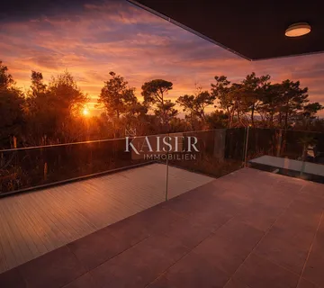 Zadar, Privlaka apartman novogradnja 70 m od mora - cover