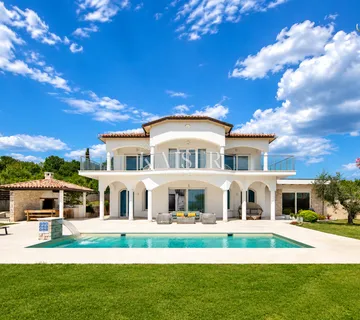 Istra, Labin- Impresivna luksuzna vila s 180° pogledom na more