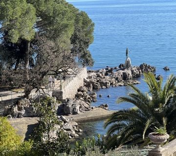 Opatija centar poslovni prostor 257 m2 - cover