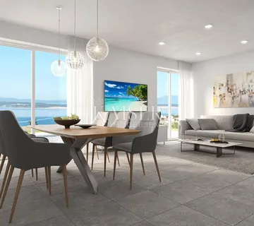 Crikvenica- dvojna kuća 100m2 s bazenom i pogledom na more - cover