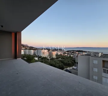 Makarska - Moderan dvosoban stan s lođom u novogradnji - cover