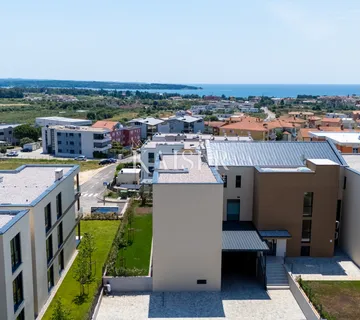 Istra, Novigrad - namješteni stan u prizemlju (Z1-P-S1)
