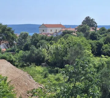 Nerezine, otok Lošinj - atraktivno zemljište s projektom i pogledom na more - cover