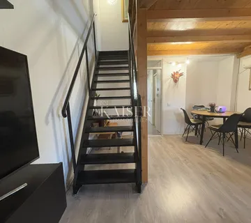Poreč, Červar Porat, obnovljen dvoetažni stan 150m od mora - Červar-Porat, Poreč