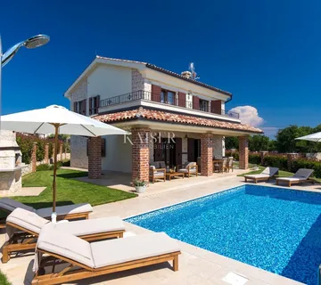 Otok Krk, Dobrinj, okolica - luksuzna villa 211m2, 5* - cover