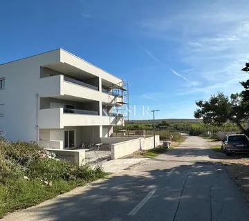 Otok Pag – Povljana penthouse S6: 2S, more i terasa