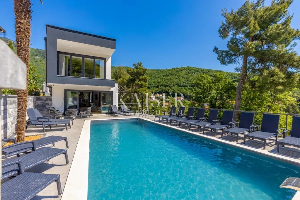Mošćenička Draga – Vila s bazenom 500 metara od plaže - cover