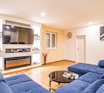 Opatija, Matulji, stan 100m2, pogled na more - cover