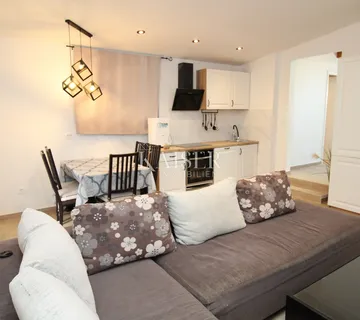 Opatija, Volosko - šarmantna prizemnica u blizini mora - cover