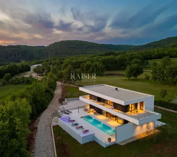 Istra - Grožnjan, spektakularna dizajnerska vila u idiličnoj istarskoj kulisi - cover