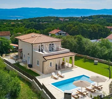Krk, Gostinjac - predivna mediteranska kuća sa bazenom