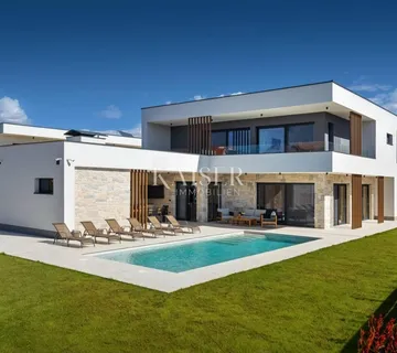 Istra - Poreč, luksuzna i iznimno atraktivna vila - cover