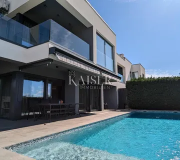 Istra - Poreč, luksuzna vila sa saunom 500 m od mora - cover