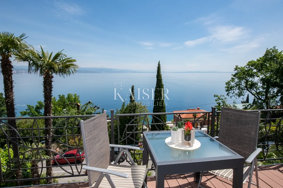Opatija - stan drugi red do mora - cover