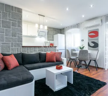 Pećine - Stan prvi red do mora 41 m2 - cover