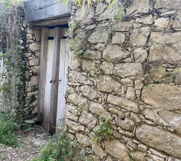 Mali Lošinj, otok Susak - starina za adaptaciju 112m2 - cover