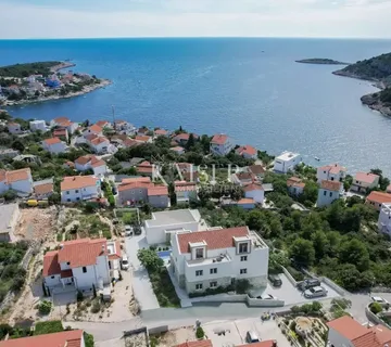 Šibenik, Stivašnica- Moderan stan sa terasom i pogledom na more - Stivašnica, Rogoznica