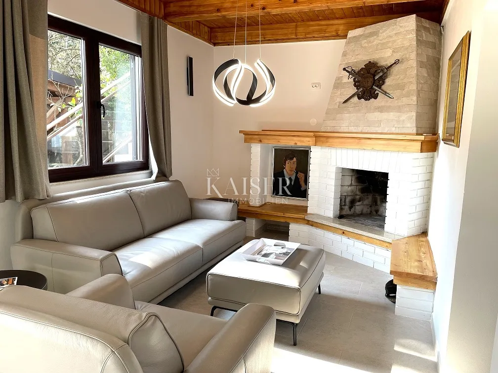 Mali Lošinj, Nerezine - prekrasna autentična kuća samo 100 m od plaže - cover