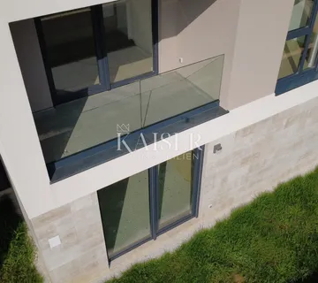 Istra, Banjole - moderan stan 60m2 samo 250m od mora - cover