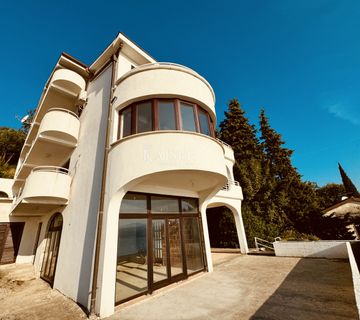 Opatija – Nezavršen stan 1S+DB se zasebnim apartmanom i fantastičnim pogledom - cover