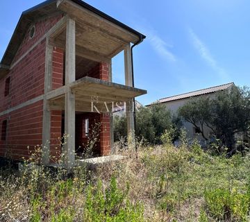Otok Krk, Krk - kuća u roh-bau fazi s pogledom na more - cover